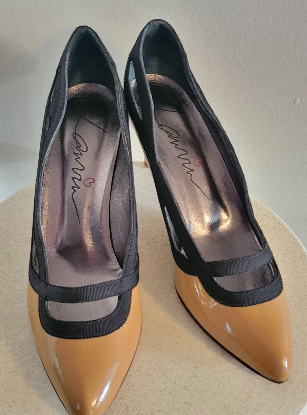 Lanvin Patent Leather Pointed-Toe Pumps with Black Trim size 37.5 US 7.5